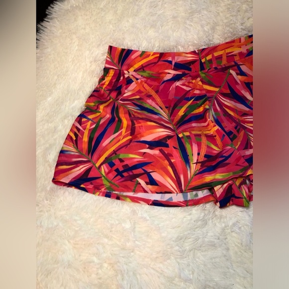 VENUS Lascana Tropical Print swim shorts with skirt size 20 - Picture 10 of 16